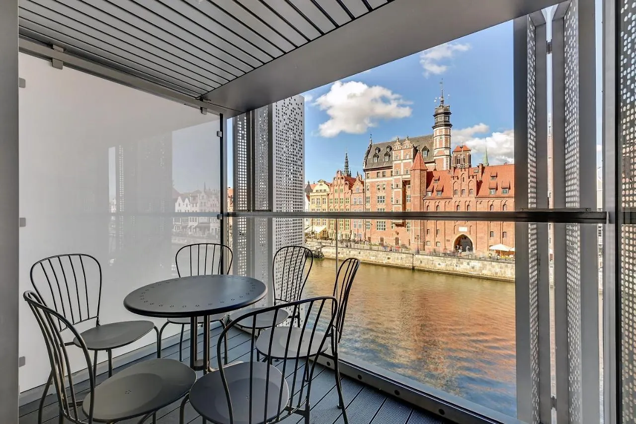 Granaria Premium Riverside & Parking By Downtown Apartments Gdańsk Polska
