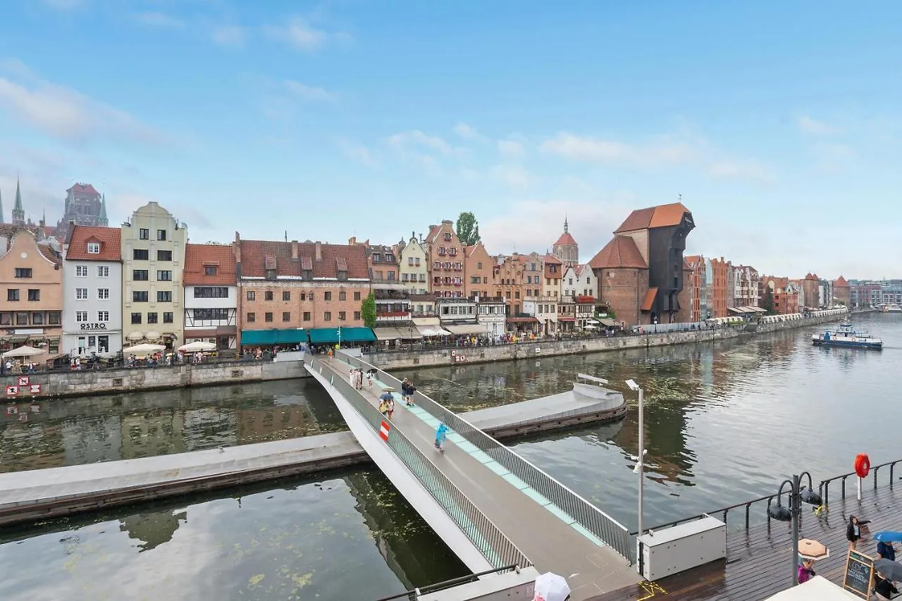 Granaria Premium Riverside & Parking By Downtown Apartments Gdansk
