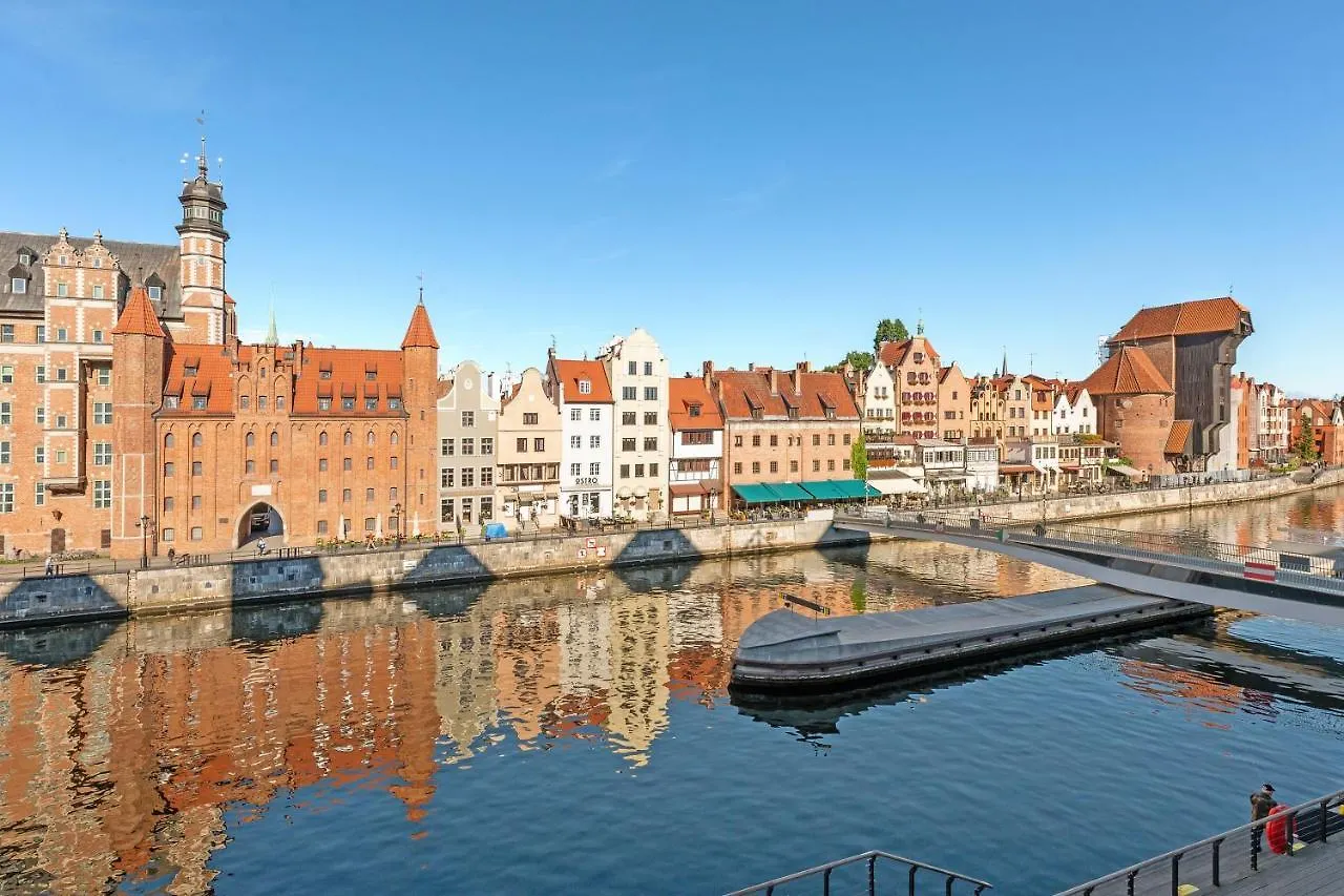 Granaria Premium Riverside & Parking By Downtown Apartments Gdansk