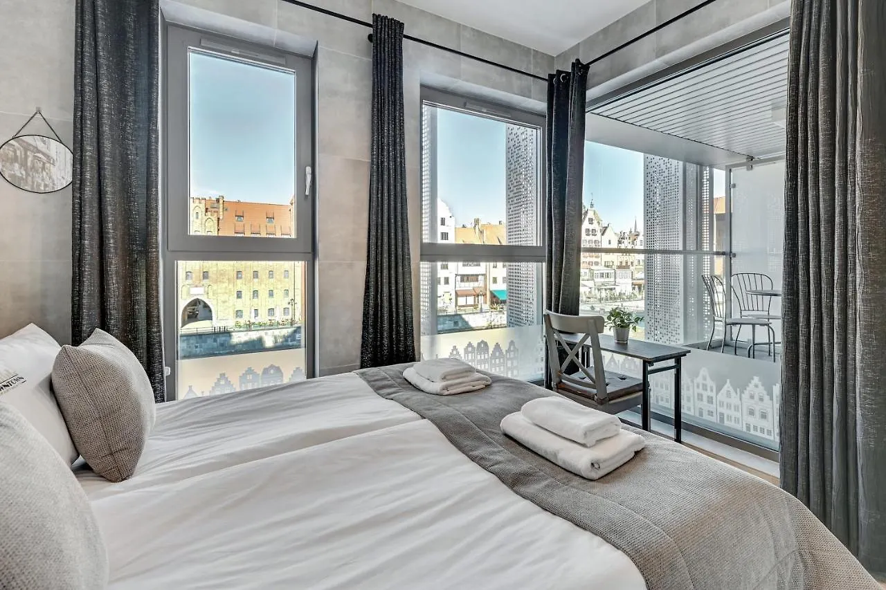Granaria Premium Riverside & Parking By Downtown Apartments Gdansk